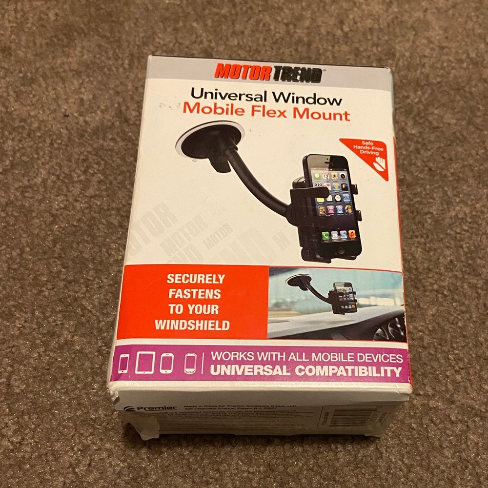 Phone/iPad/tablet mount